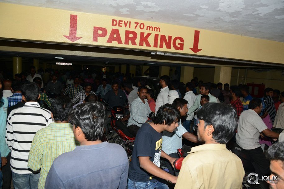 Krishnashtami-Movie-Team-at-Devi-Theater